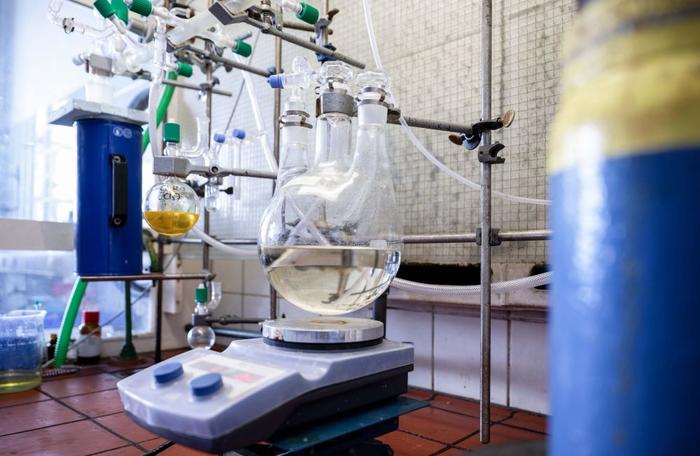 Chlorbasierte reaktive Ionische Flüssigkeiten